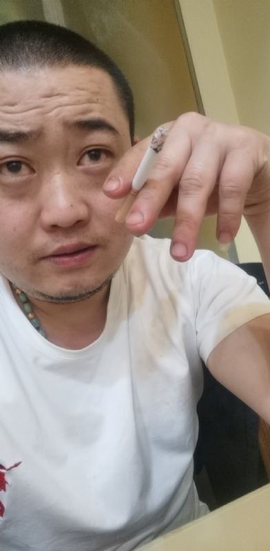孤独的螃蟹的第一张照片--宁海中老年相亲网
